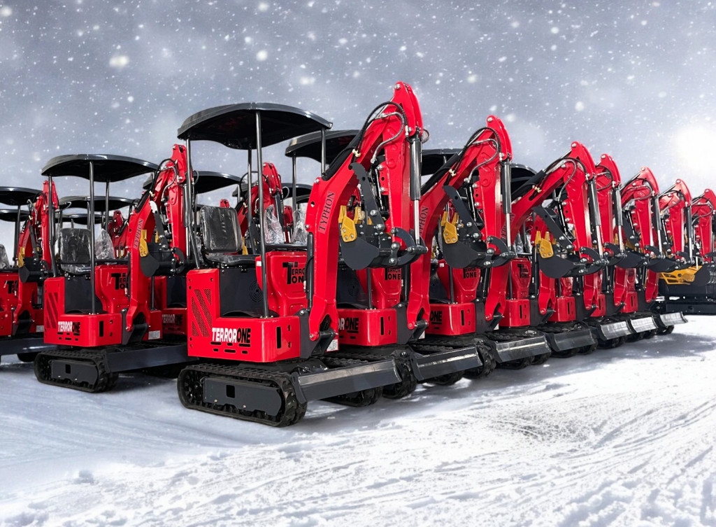 TYPHON TERROR ONE STORM 1 Ton Mini Excavator Trench Digger with hydraulic oil cooler Canopy & Wide Bucket - Image 17