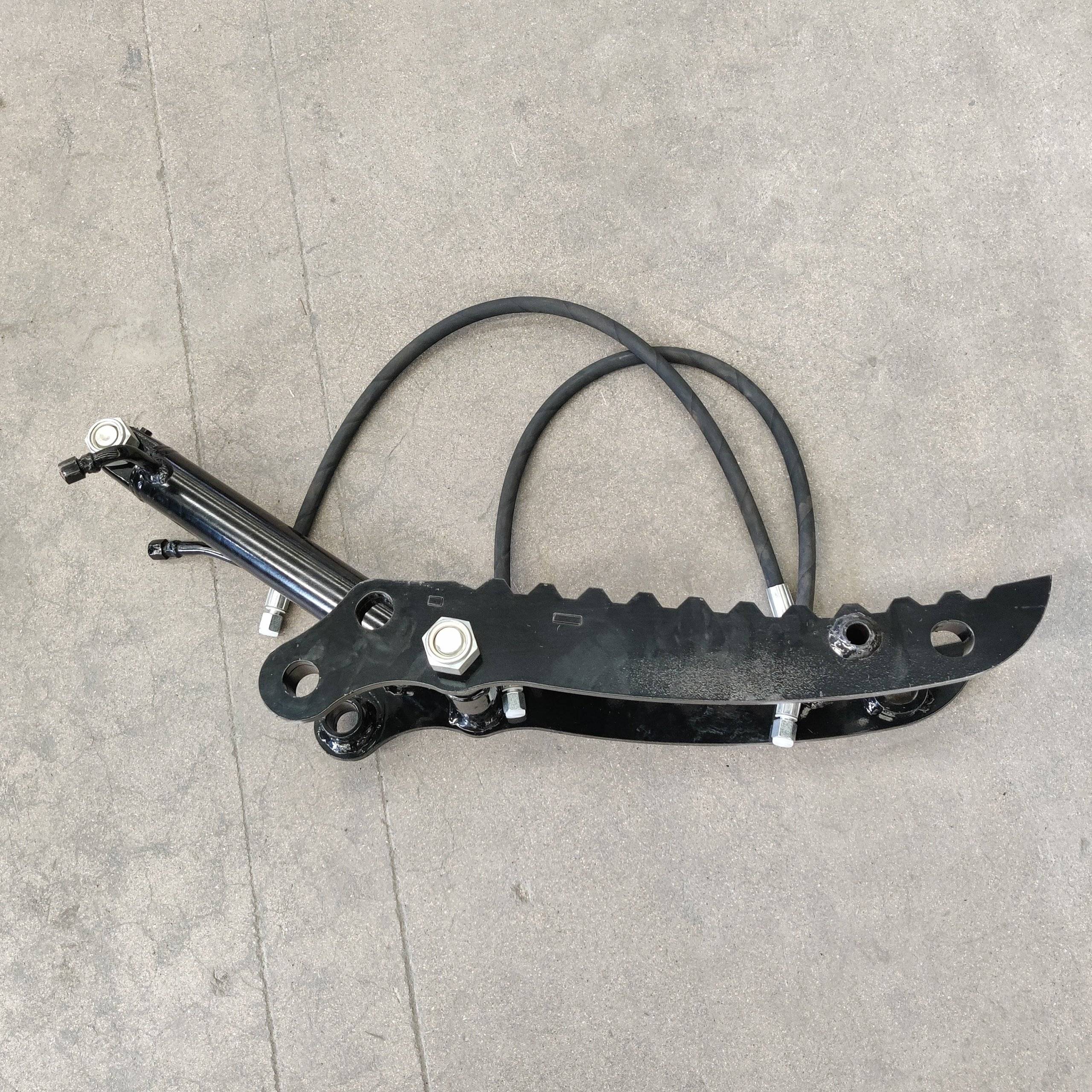 Hydraulic Thumb Clip Attachment