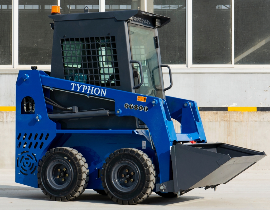 Mini Skid Steer Kubota D1105 Diesel