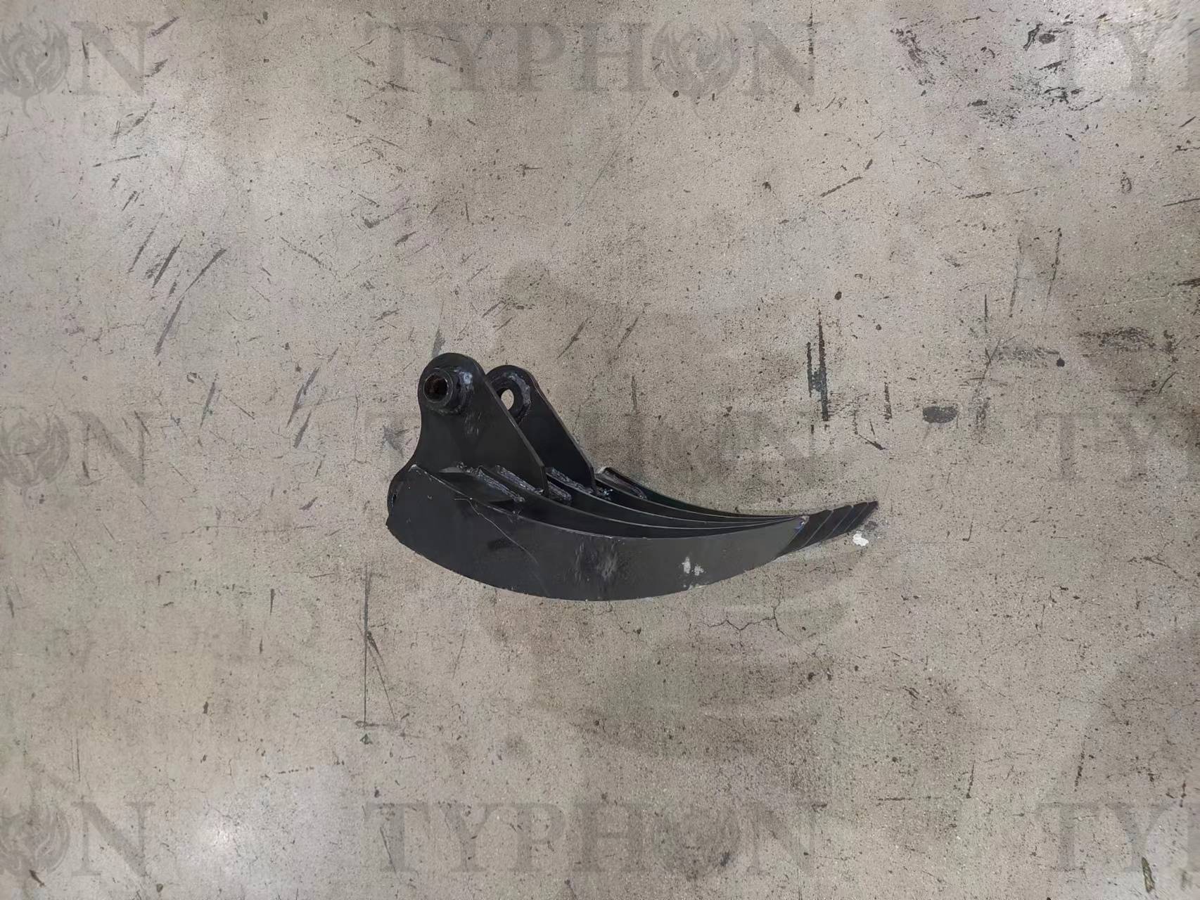 Mini Excavator Attachment Rake 22" Wide TYPHON Attachments For 2-3.5 ton Diggers - Image 5