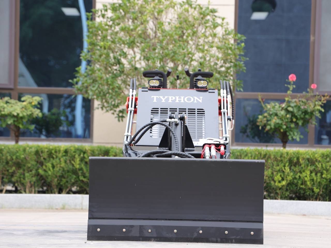 Skid Steer Loader Bull Dozer Attachment USA - Image 4