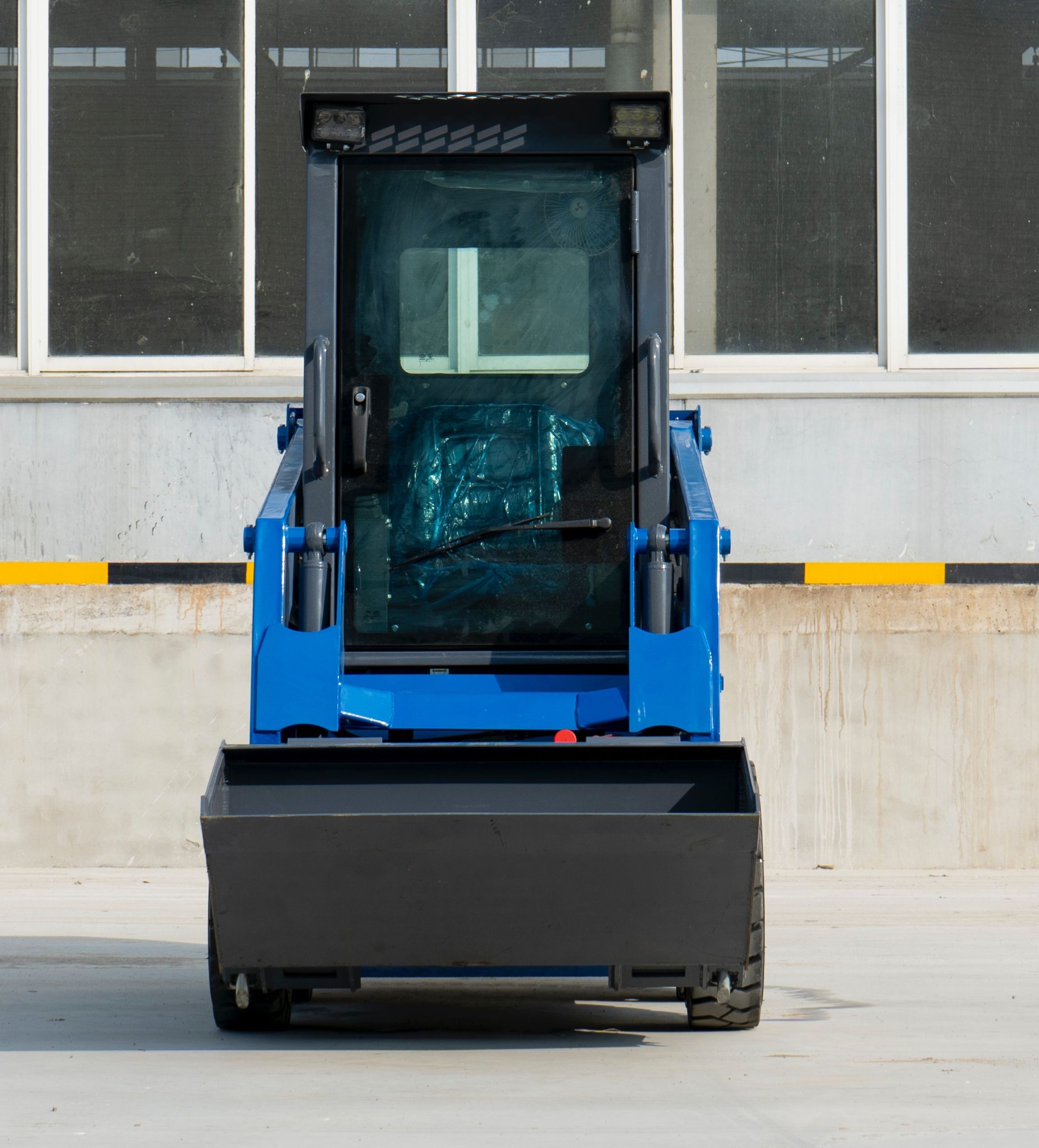 Brand New TYPHON STOMP Mini Skid Steer Kubota D1105 Diesel EPA Engine USA - Image 7