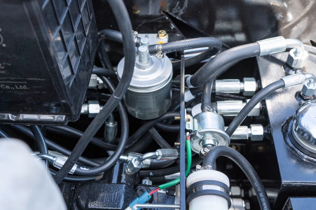 Brand New TYPHON STOMP X1300 25HP Kubota Diesel Mini Skid Steer Loader - Image 5