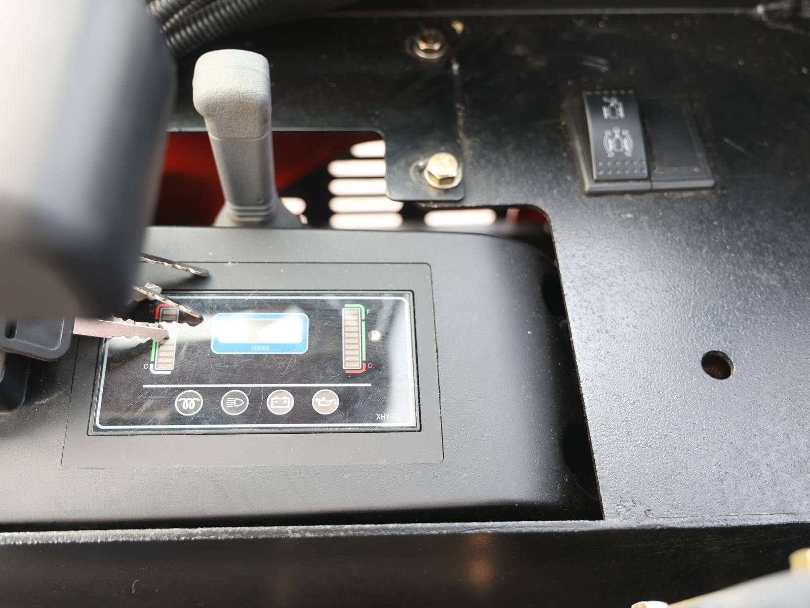 TYPHON TERROR X2 Mini Excavator 2.7 Ton EPA Diesel Perkins Engine USA - Image 11